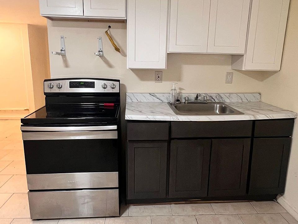 1st image of 112 N 13th St #1