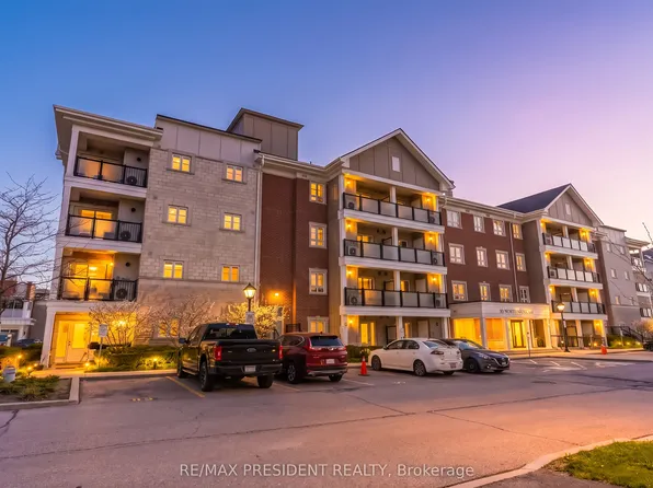 60 Baycliffe Cres #204, Brampton, ON L7A 0Z4