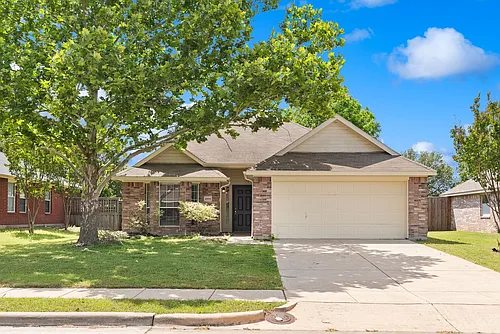 2809 Mitchell Ln Photo 1