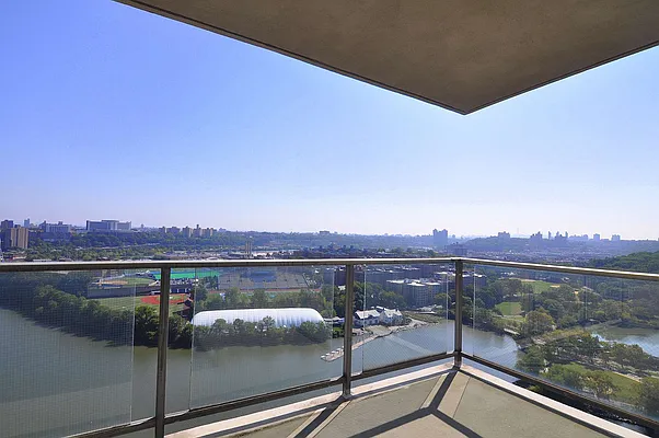 Rented by Nest Seekers International | media 35