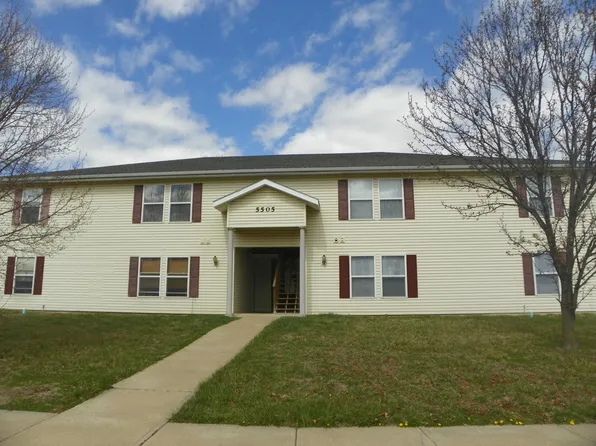 5505 Valley View Dr #5505, Saint Joseph, MO 64503