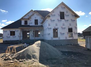 1682 Charles Bell Rd, Clarksville, TN 37040