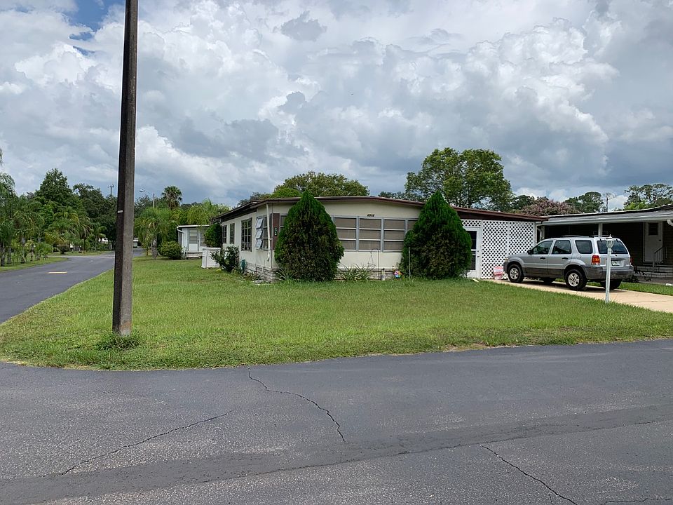 1st image of 4914 Goldfinch Dr