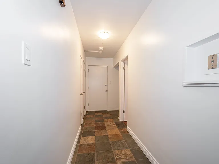 10039 116th St NW #A0002 — Photo 3