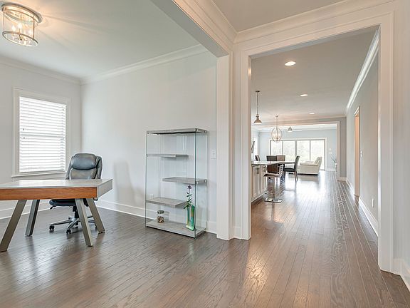 5th image of 2044 Beamon Dr