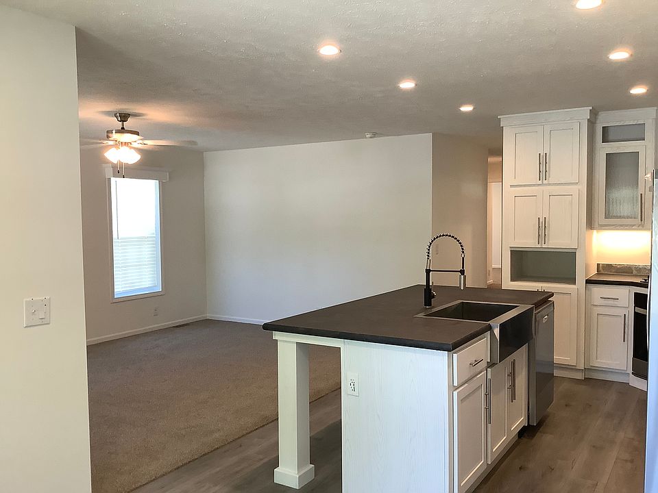 3566 Stonehammer Court Plan, Dutton Mill Village, Caledonia, MI 49316