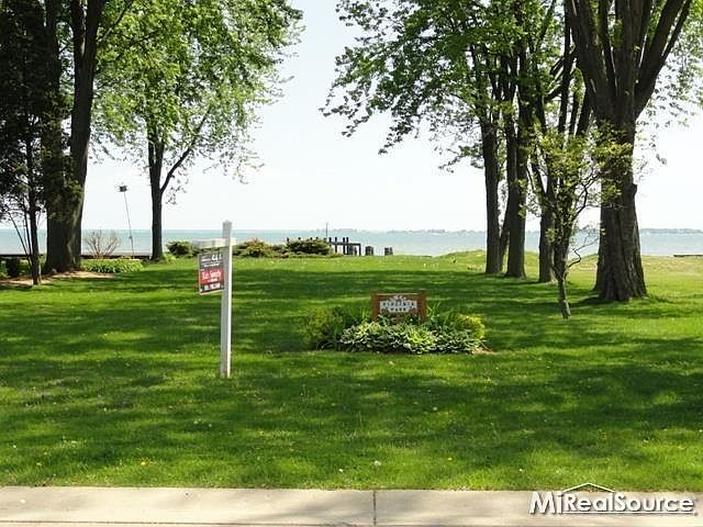 1st image of 48254 Harbor Dr