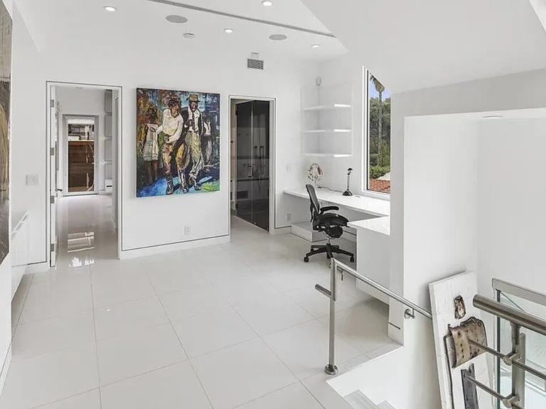 1377 Miller Pl — Photo 33