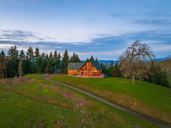 10181 N Umpqua Hwy, Roseburg, OR 97470