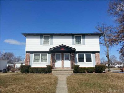 84 E Rouen Dr, Buffalo, NY, 14227