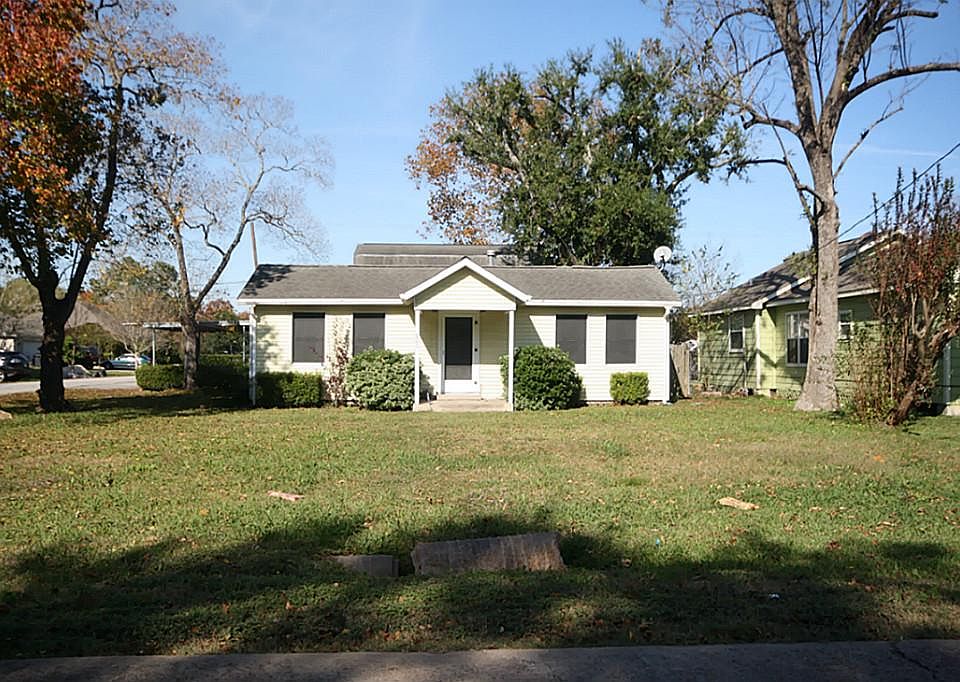 1st image of 601 Avenue H