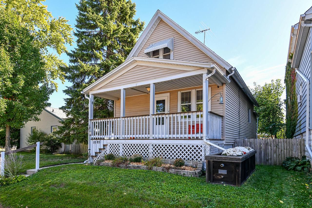 1805 17th AVENUE, South Milwaukee, WI 53172 MLS 1853723 Zillow