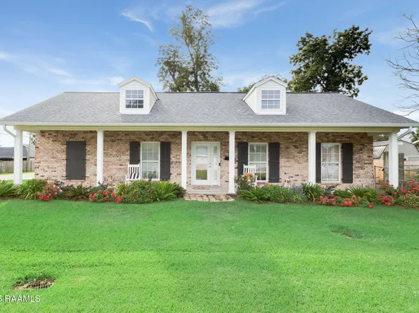 310 S Arenas St, Rayne, LA 70578