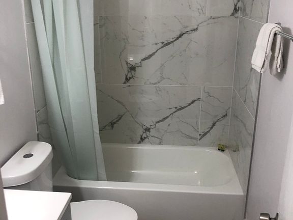 5th image of 1415 SW 1st St #7