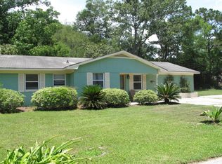 2210 Waverly Way, Beaufort, SC 29902