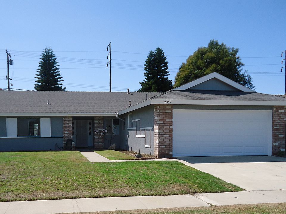 2nd image of 16355 Sierra St