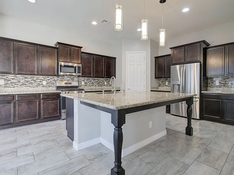 4617 E Walter Way — Photo 9