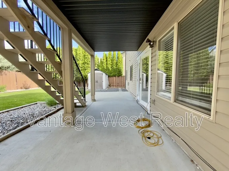 2866 Auburn Rd #1 — Photo 13