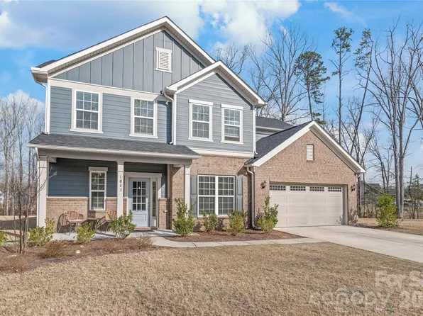 1043 Kalli Dr, Stallings, NC 28104