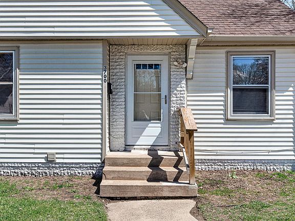 4th image of 3700 Aldrich Ave N