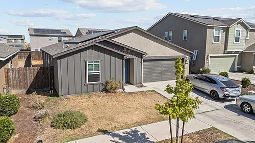 667 Suzanne Dr Photo 1