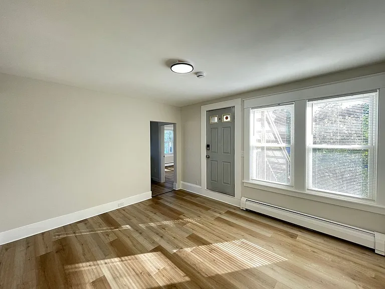 55 Henriette St #4 — Photo 5
