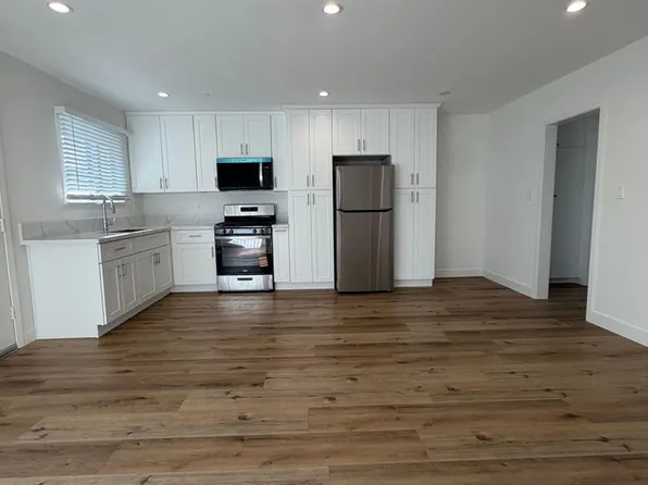 803-807 E Hyde Park Blvd #811, Inglewood, CA 90302