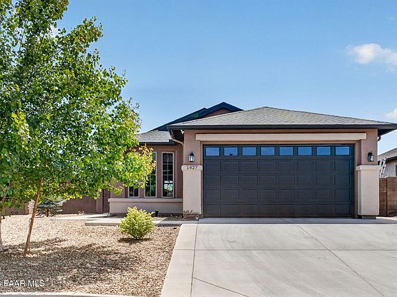 2nd image of 1427 Essex Way