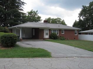 104 Monte Video Dr, Seneca, SC 29678