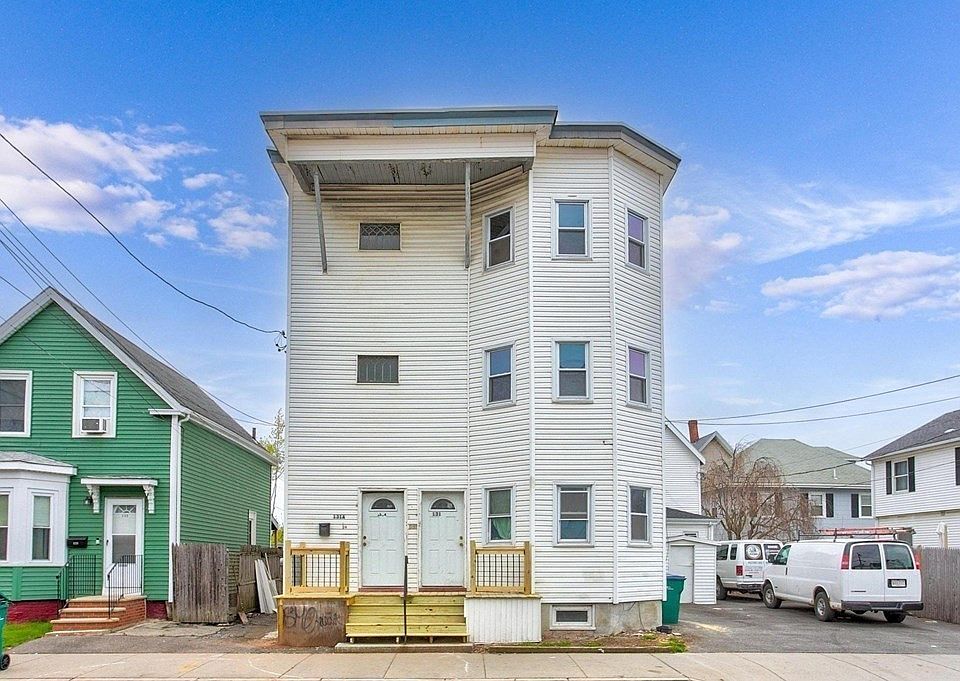 1st image of 131-131-131A Chatham St