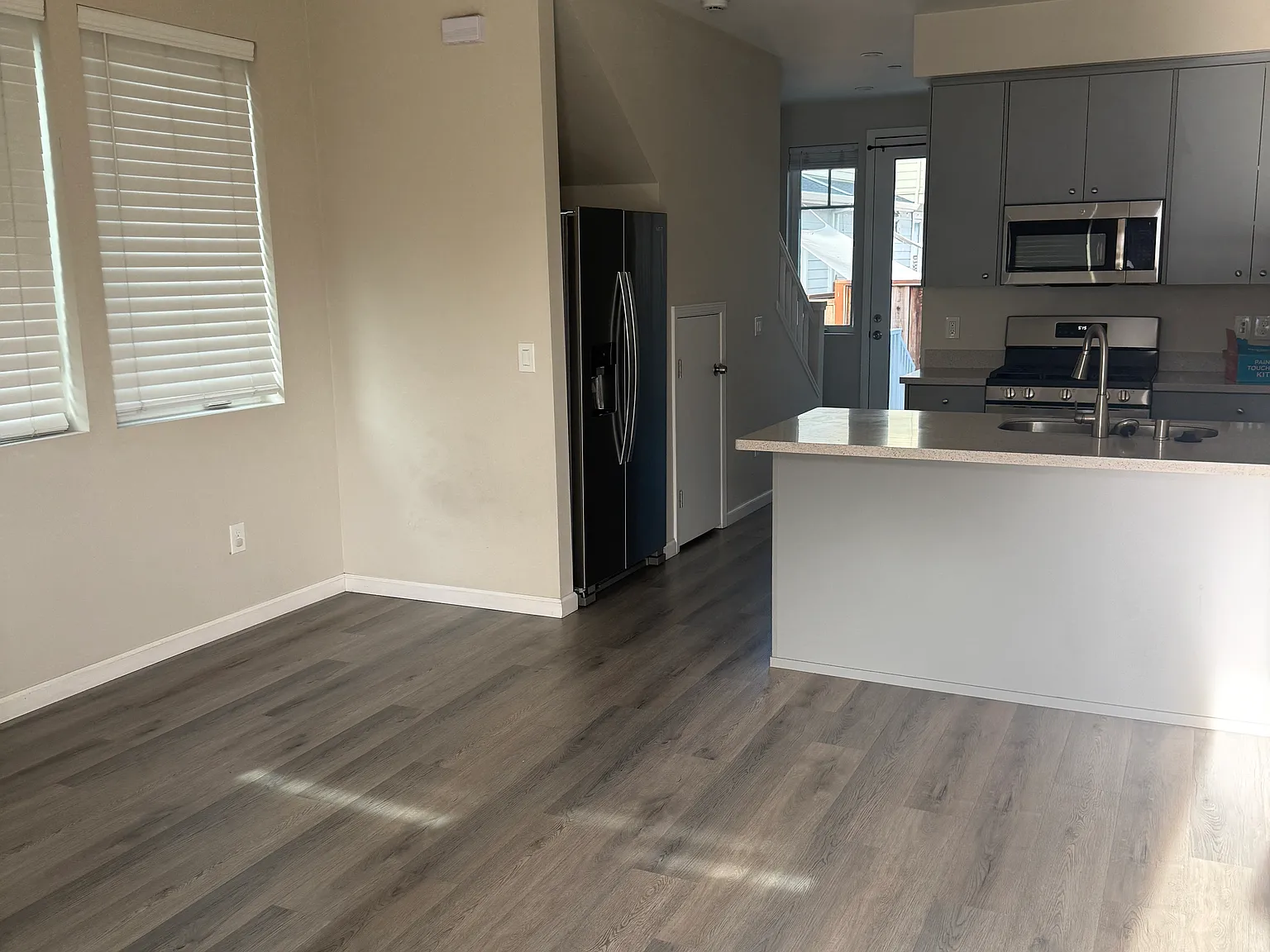 Medano Dr, Santa Rosa — Photo 2