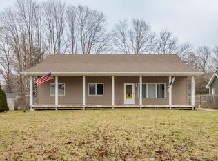 57711 Farthing Rd, Mattawan, MI 49071