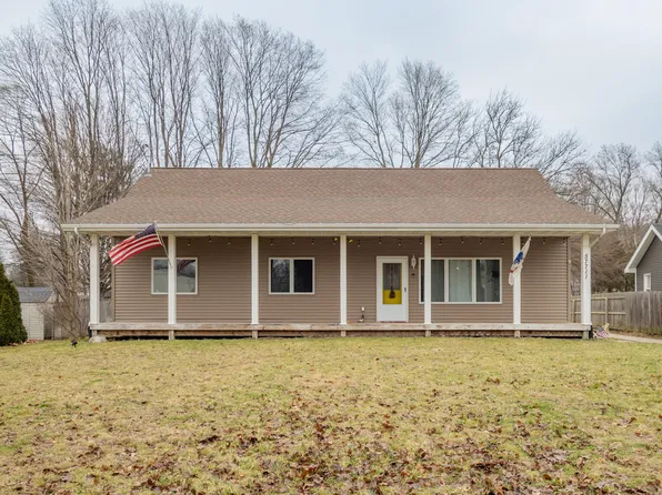 57711 Farthing Rd, Mattawan, MI 49071