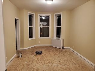 225 N Henry St #3, Brooklyn, NY 11222