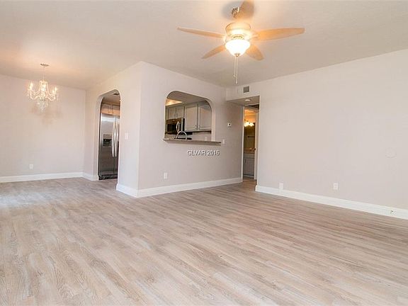 5th image of 2611 Sunfish Dr Unit B