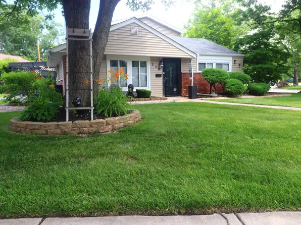 338 Mohawk St, Park Forest, IL 60466