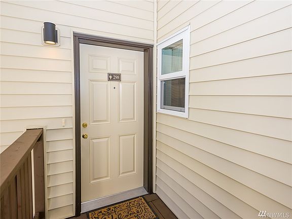 4th image of 5264 NE 121st Ave APT 298
