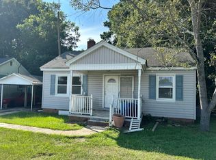 813 Durst Ave E, Greenwood, SC 29649