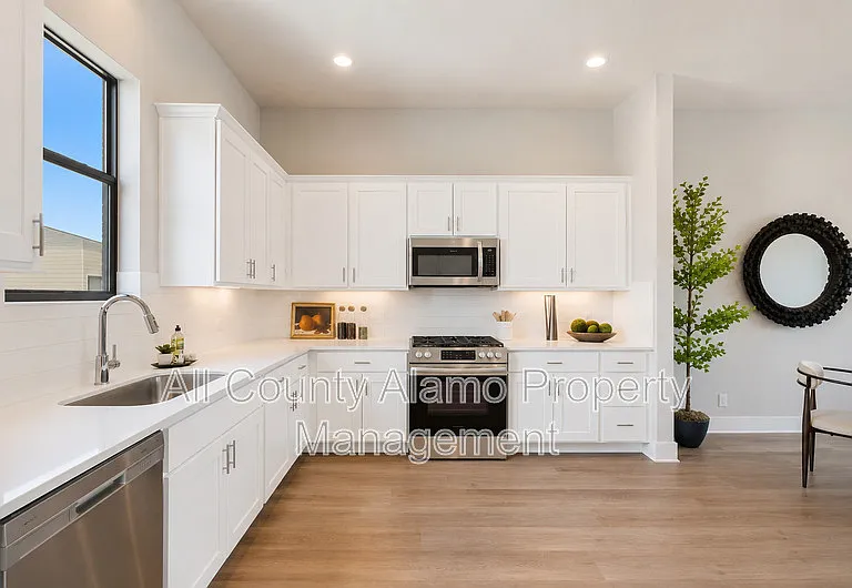 7930 Kennedy Hl — Photo 15