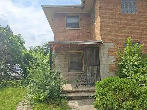 1986 Chase St, Gary, IN 46404