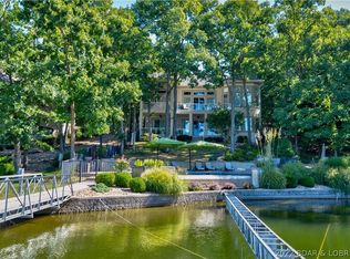 29 Crocker Ct, Lake Ozark, MO 65049