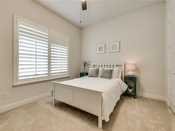 4th image of 1309 Grassland Dr