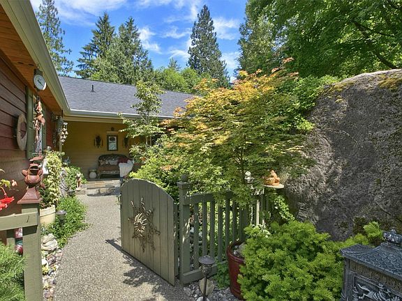 5th image of 8607 147th Ave SE