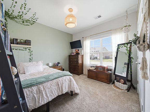 5th image of 1151 Deep Creek Rd