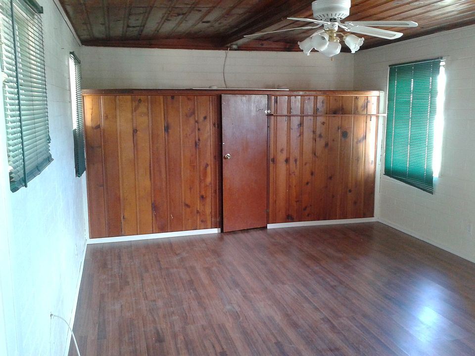 Sundowner #72 Master Bath