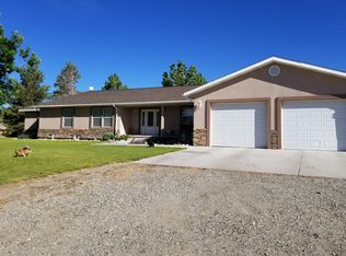 18 Panavista Cir, Yerington, NV 89447