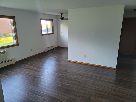 4th image of 425 S Roosevelt Ave #5