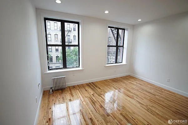 Rented by Oxford Property Group | media 25