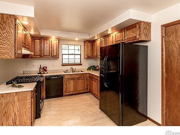 4th image of 9109 166th St E