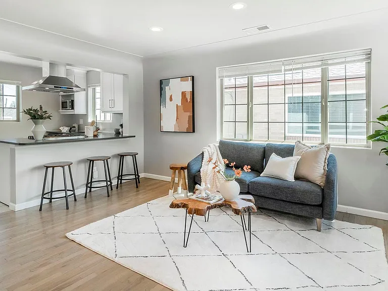 Sloan's Lake: 2-Bedroom 1 Bath With High-End Finishes — Photo 10